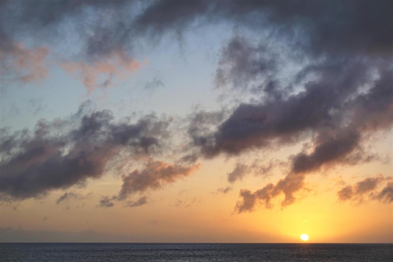 מלון צ'טאן Okinawa Ocean Front מראה חיצוני תמונה