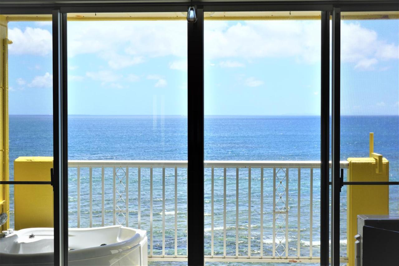 מלון צ'טאן Okinawa Ocean Front מראה חיצוני תמונה