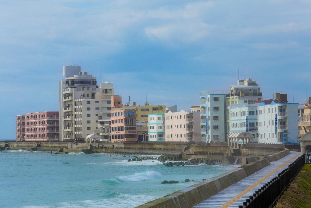 מלון צ'טאן Okinawa Ocean Front מראה חיצוני תמונה